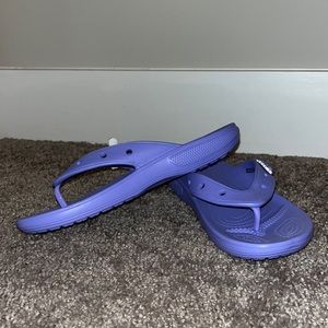 Women’s Croc Flip Flop // SIZE 6